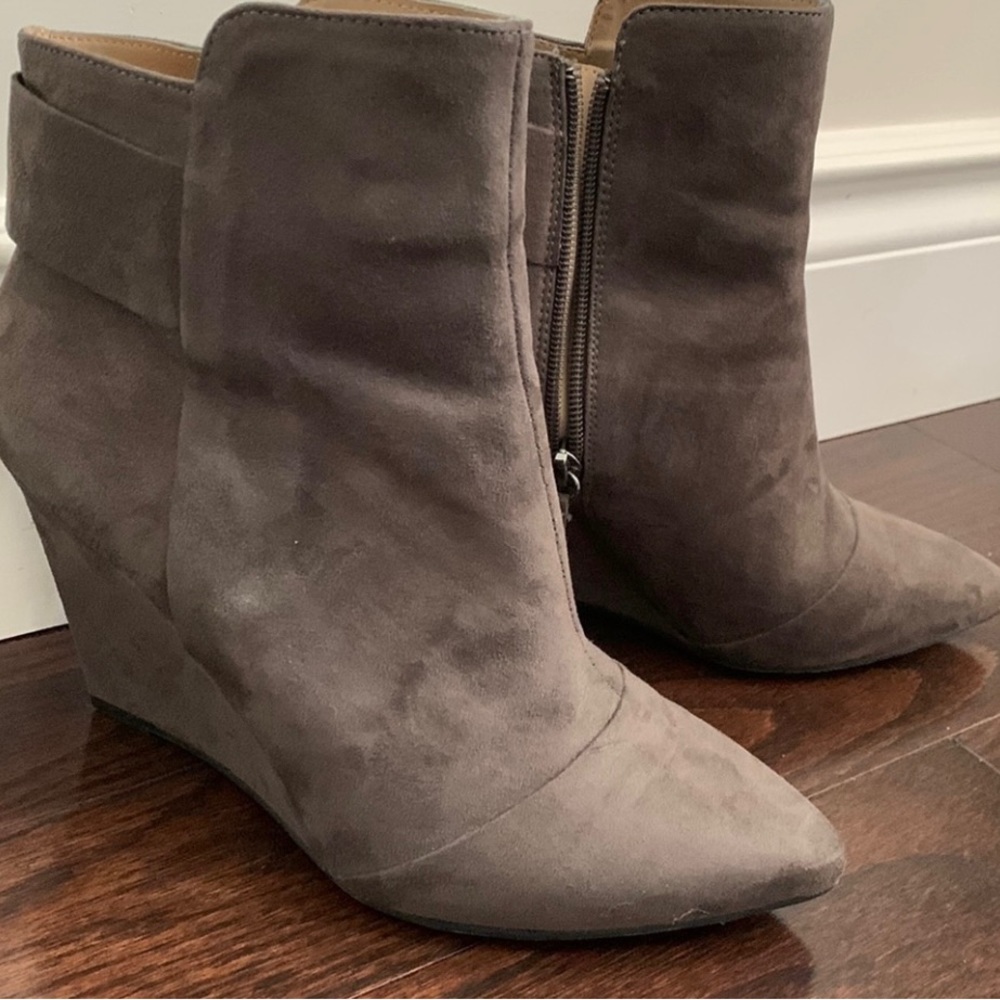 Trafaluc Zara ankle zip up wedgbootie dark Taupe/Gray Sz 41/10 Perfect Condition